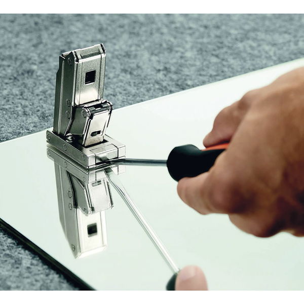 BLUM CLIP top CRISTALLO – Spiegeltürscharnier 110°