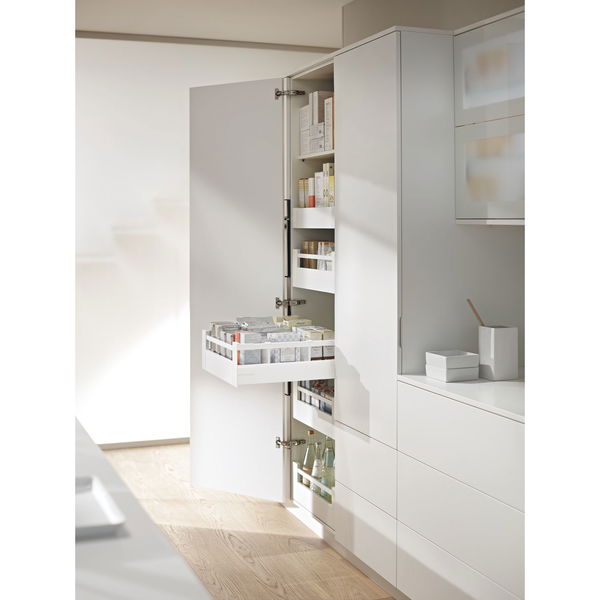 BLUM SPACE TOWER TANDEMBOX antaro mit Reling